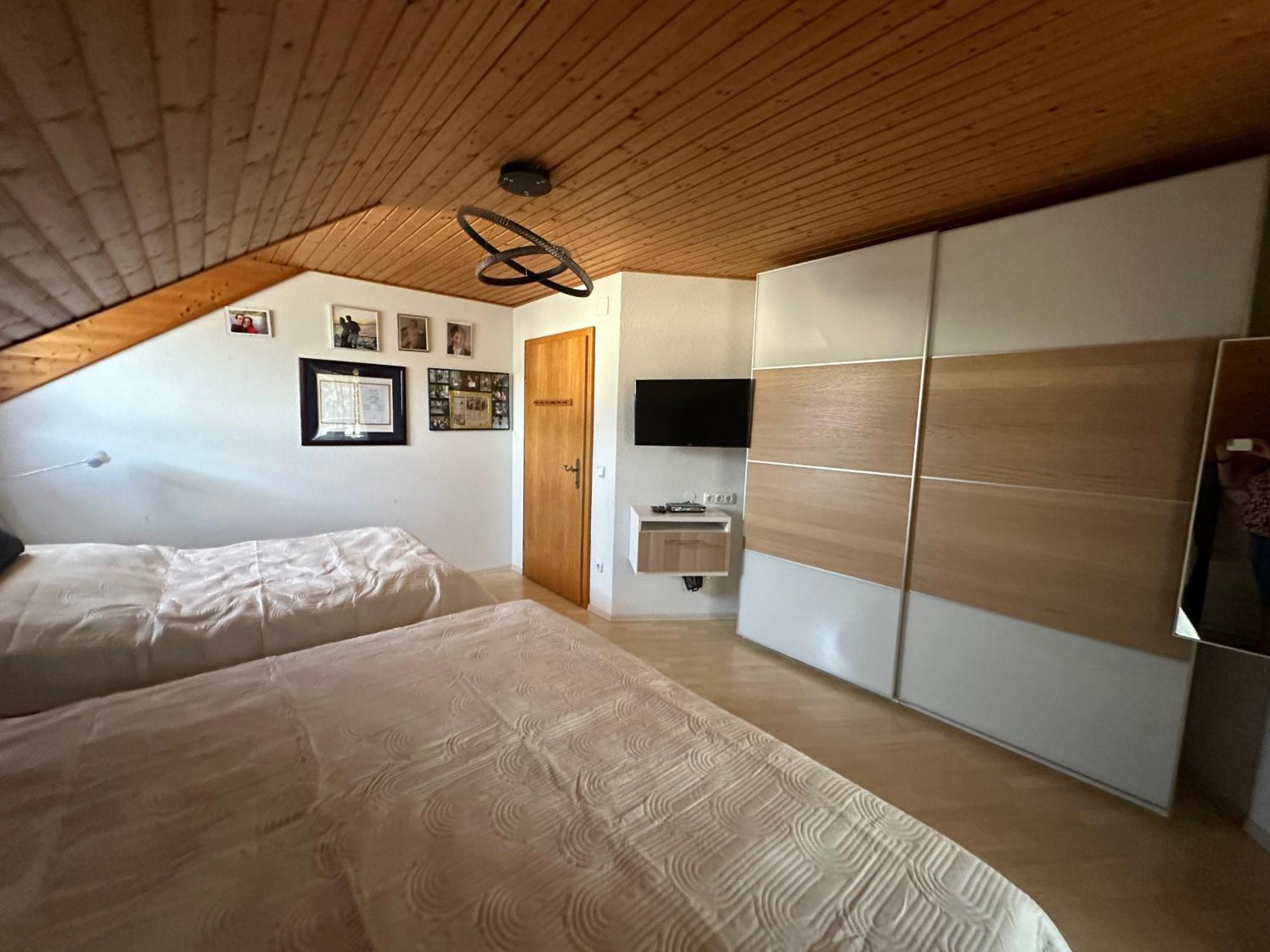 Villa Racing - Privatzimmer In Spielberg Spielberg Bei Knittelfeld Exterior foto